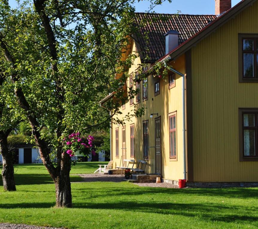 Stf Glasbruket Hostel & Apartments Borensberg エクステリア 写真